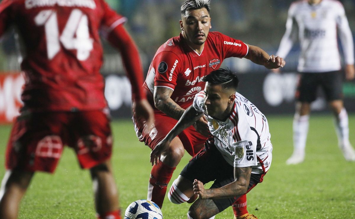 Erick Pulgar se deshace en elogios para Ñublense: 