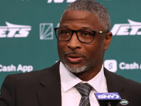 Aaron Glenn leaves Justin Fields’ future as Jets QB1 up in the air after benching him for Tyrod Taylor