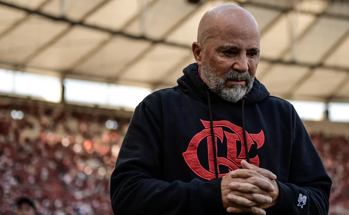 Escalação do Flamengo: time viaja para encarar o Olimpia sem Rodrigo Caio e  Pedro, flamengo