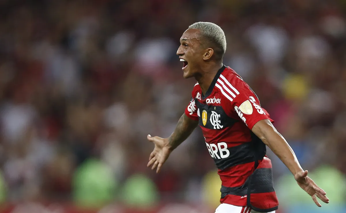 Sporting está interessado na contratação de Wesley, do Flamengo
