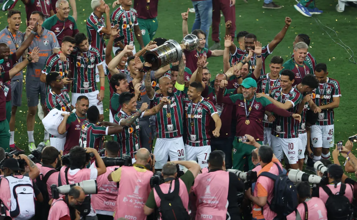 Fluminense x Boca Juniors: campeão da Libertadores vai disputar dois  Mundiais de Clubes