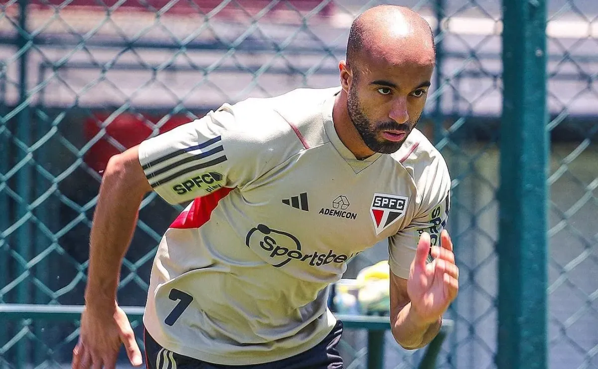 Lucas Moura e Rafinha não treinam e são dúvidas do São Paulo para último  jogo