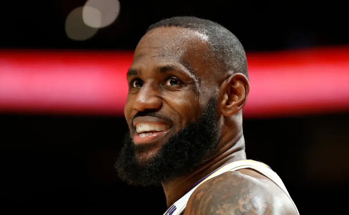 LeBron James has 2024 Olympics plan that could lead to NBA retirement -  Mirror Online