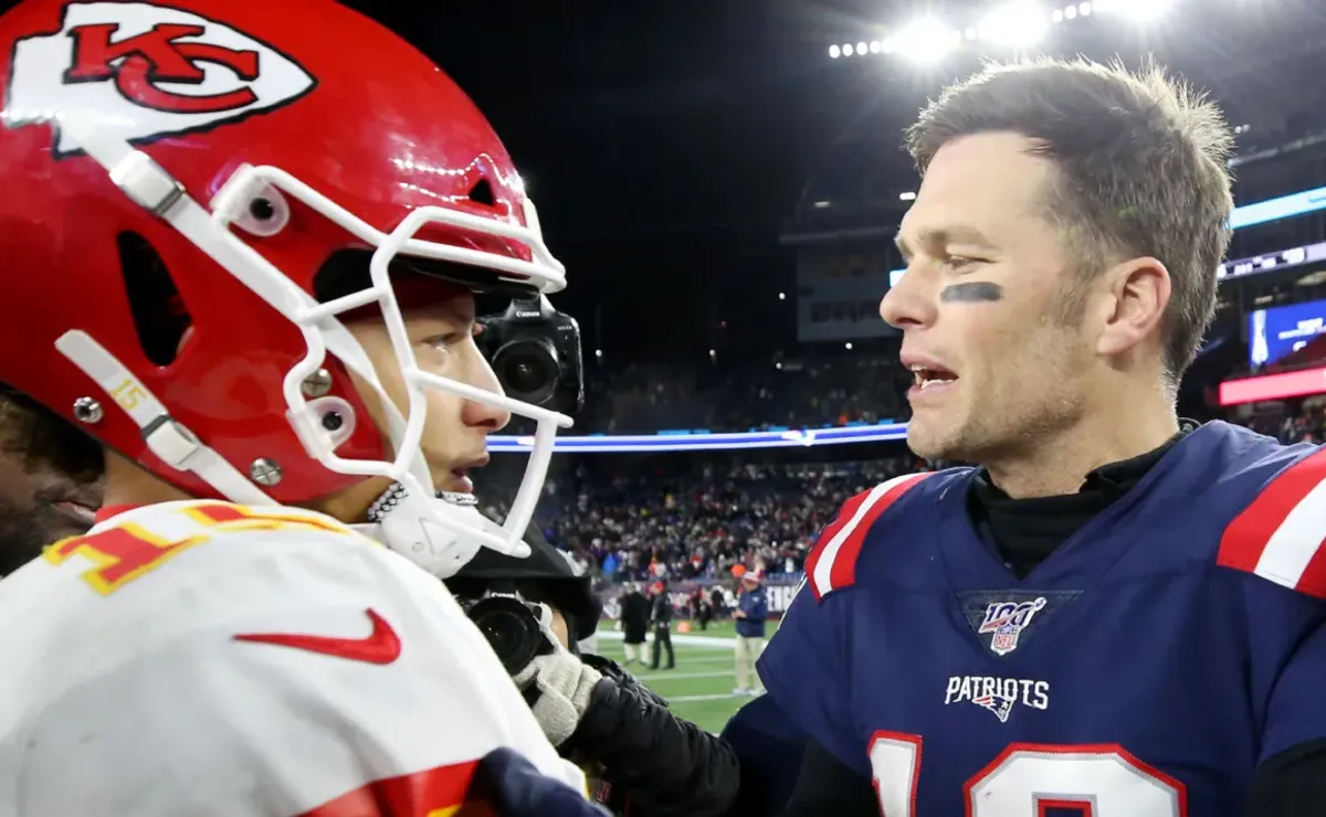 Super Bowl 2021: Patrick Mahomes gets history lesson from Tom