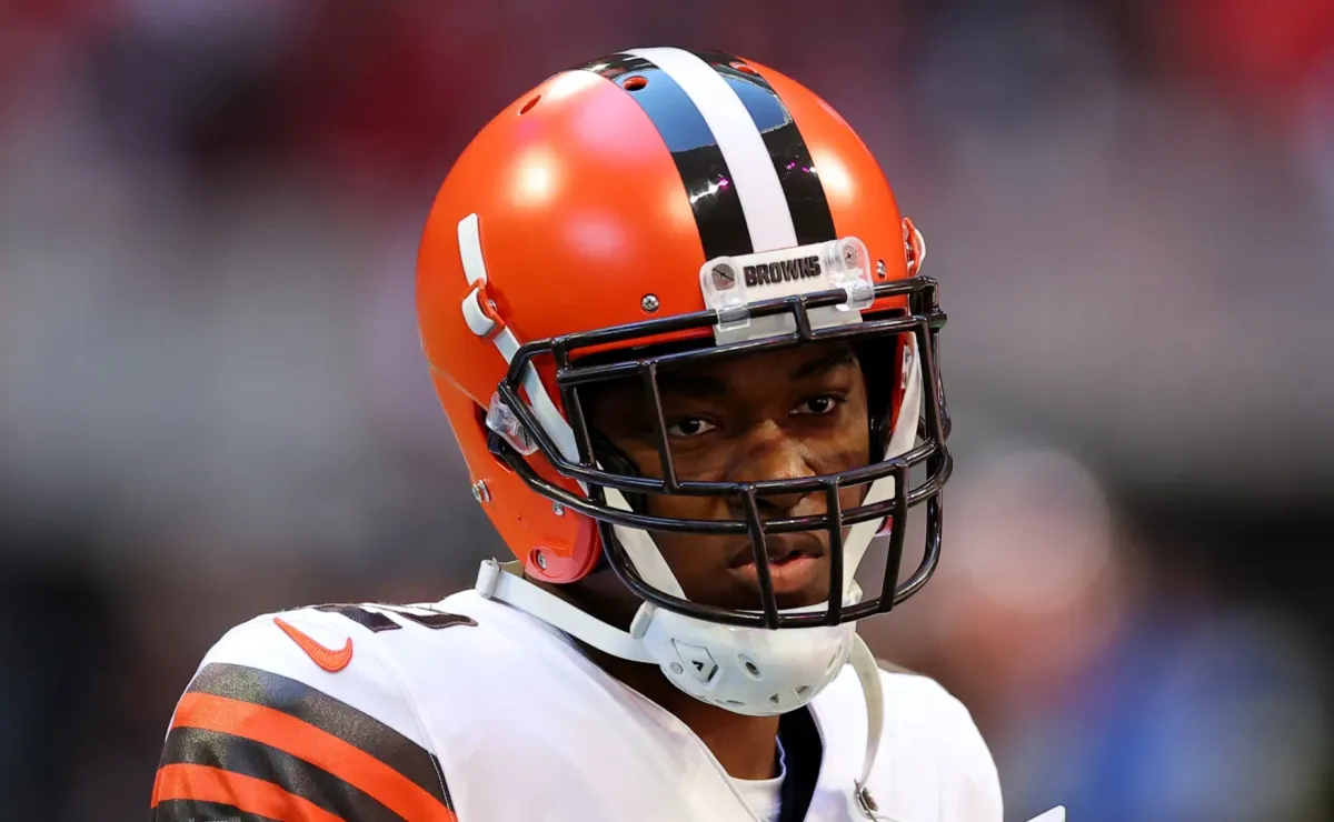 Browns WR Amari Cooper leaves practice with groin injury, questionable for  Steelers on Monday night – KXAN Austin