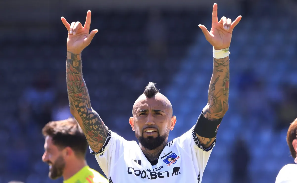Arturo Vidal basado hasta para votar: 