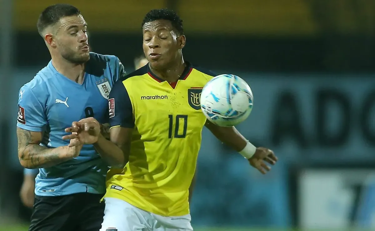 Ecuador - Uruguay: Horario y dónde ver hoy el partido de la