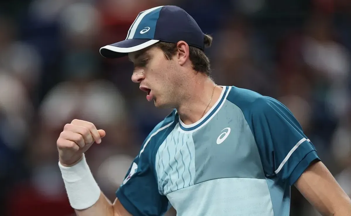 Jarry acumula ganancias en Madrid y va por más frente a Dimitrov