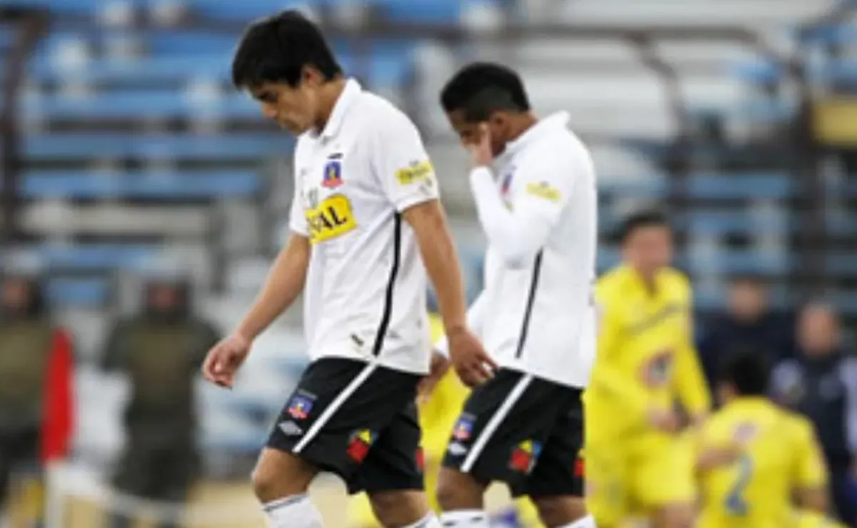 Histórica presentación: Colo Colo recibe su nueva camiseta del eterno verdugo