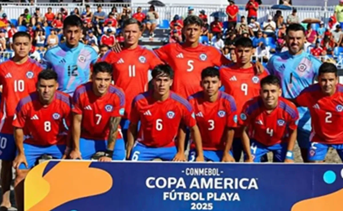 Chile vs España en el mundial de fútbol playa