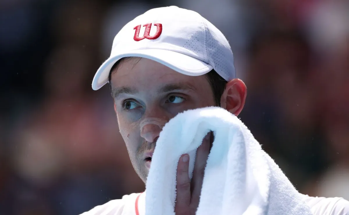 Cristian Garin supera a Nicolás Jarry en ranking ATP