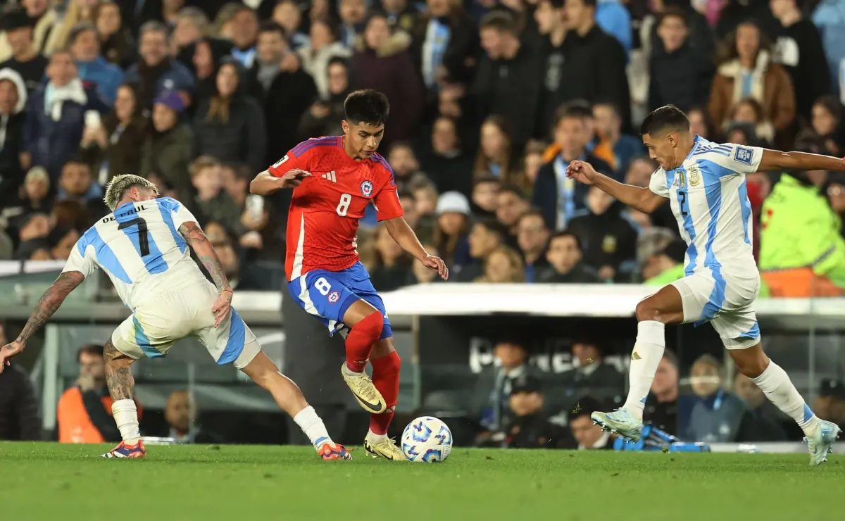 Schiappacasse celebra triunfo de La Roja sobre Argentina