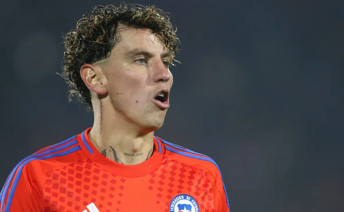 Igor Lichnovsky fuera de la Roja por decisión del América