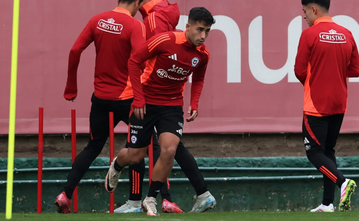 Critican llamado de Lucas Assadi a Selección Chilena