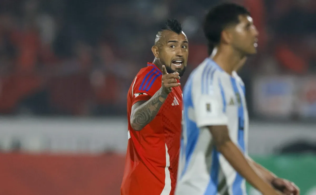 Vidal da noticia a Colo Colo en selección chilena