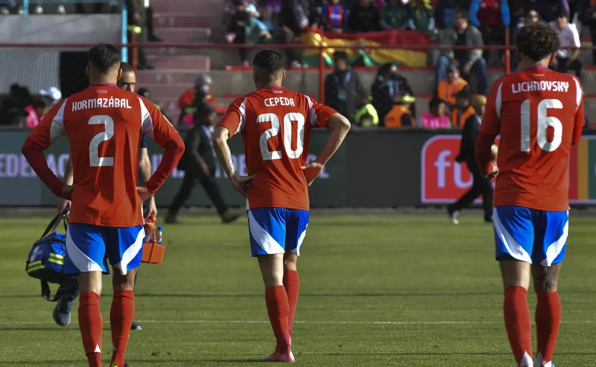 Ex jugador señala culpables de crisis en la Roja