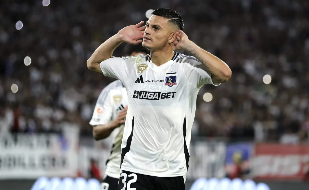Club histórico busca fichar a Cepeda para reforzarse