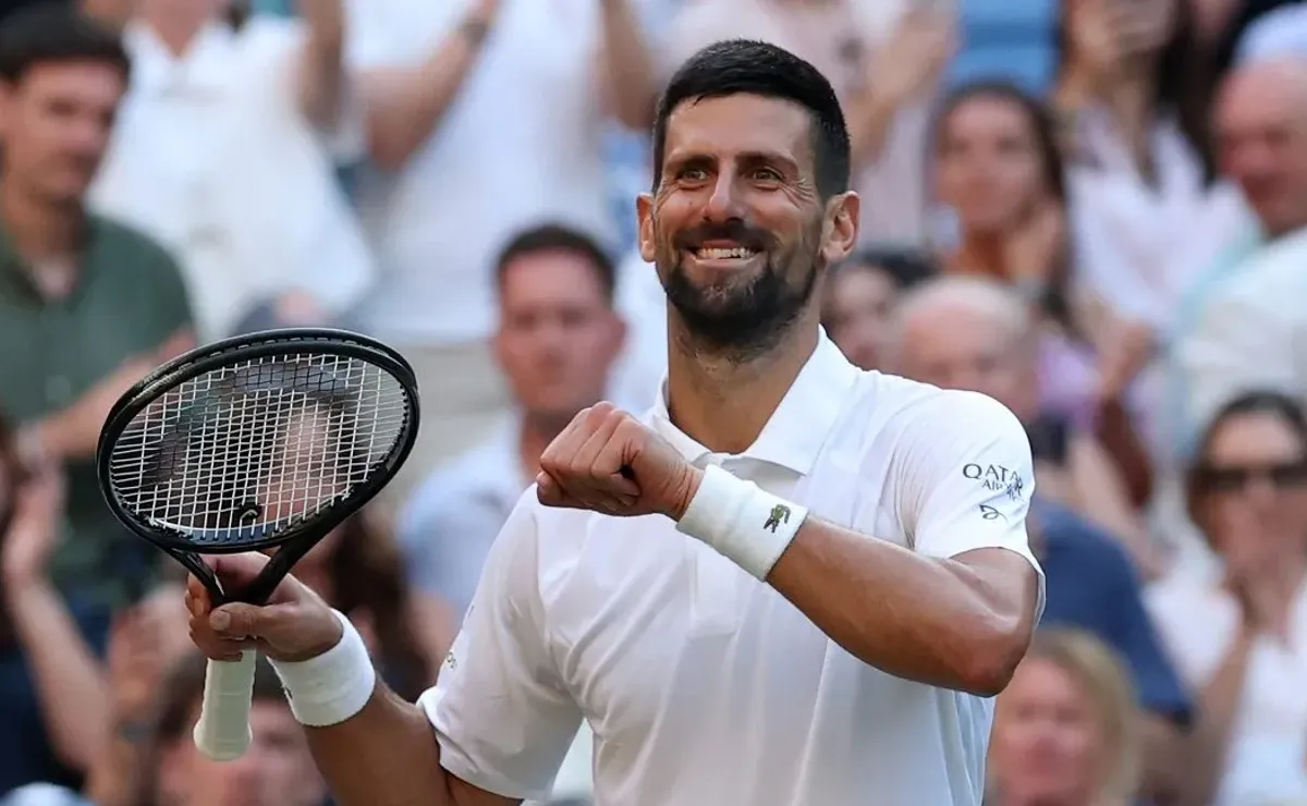 Djokovic avanza a su 14° semi en Wimbledon