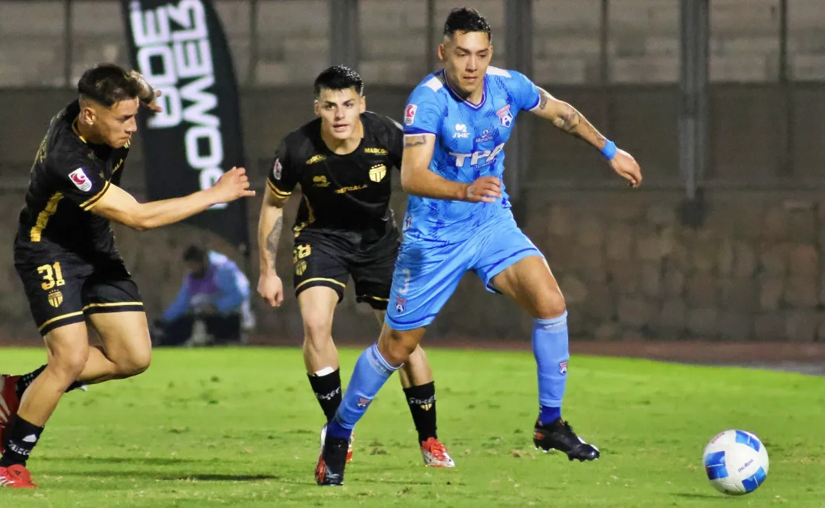 Empate entre San Marcos y Magallanes en la Tabla de Primera B