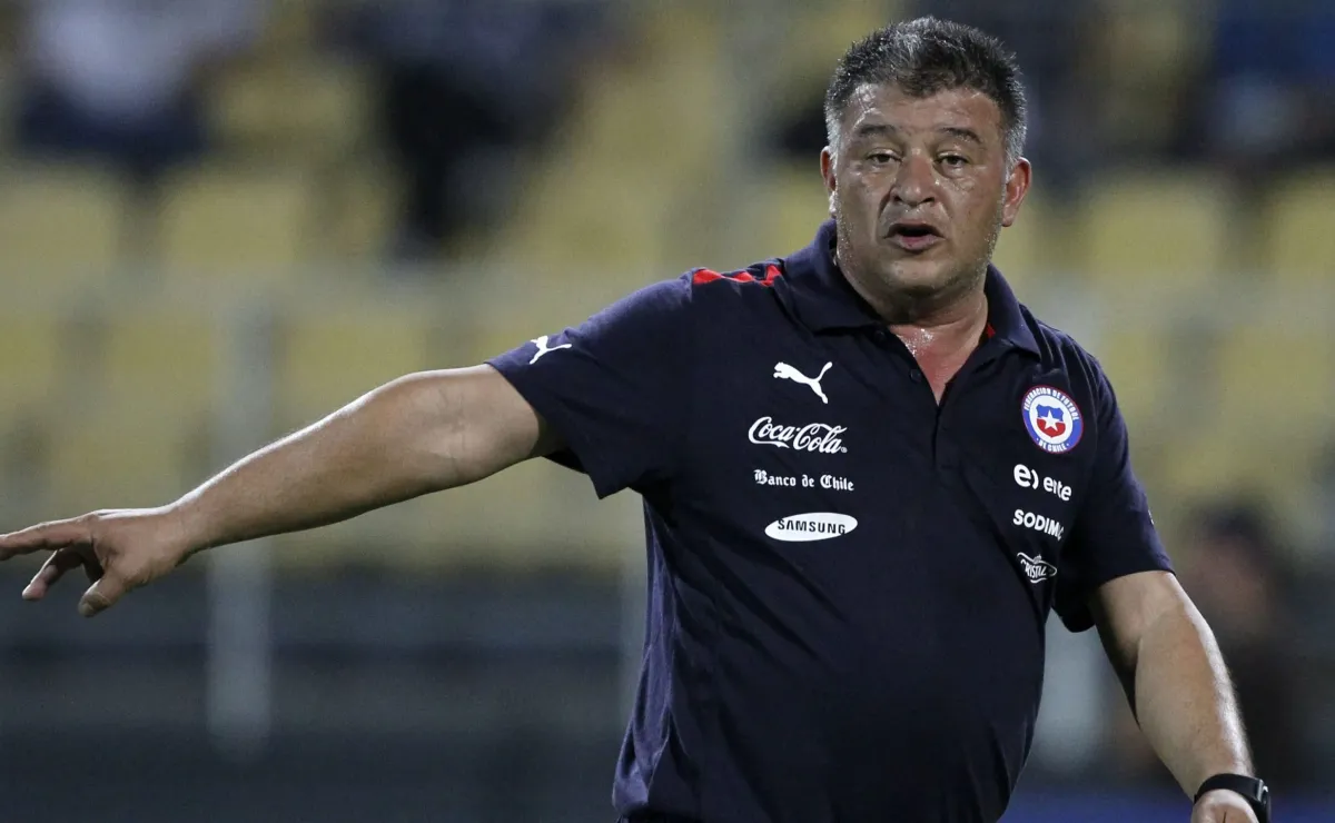 Claudio Borghi responde a Harold Mayne-Nicholls sobre selección chilena