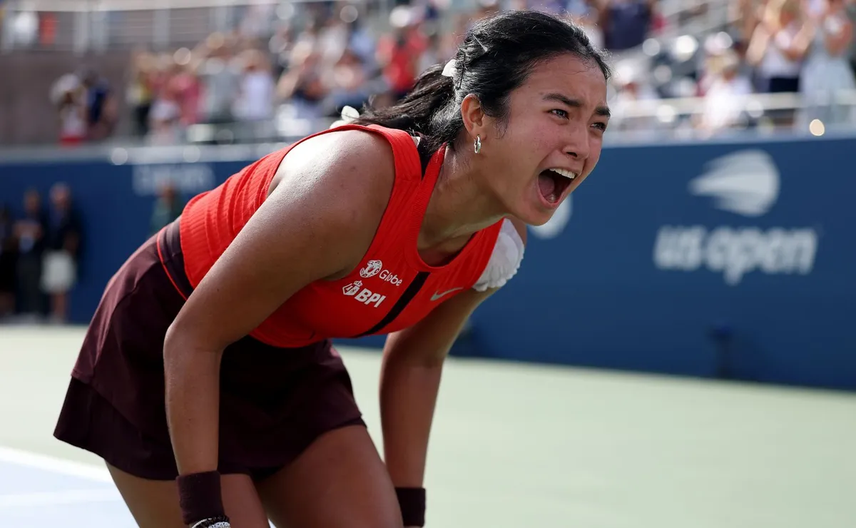 Alexandra Eala sorprende y vence a la 14° del mundo en el US Open