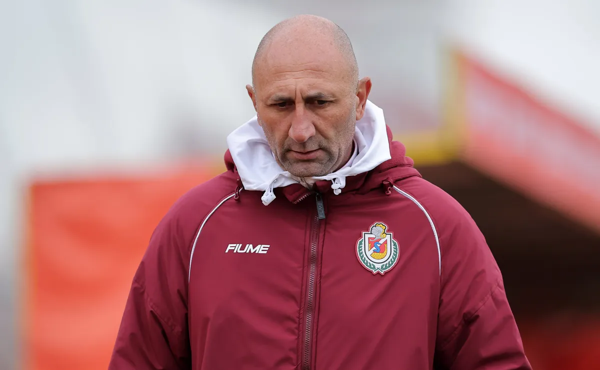 Deportes La Serena anuncia salida de Cristian Paulucci