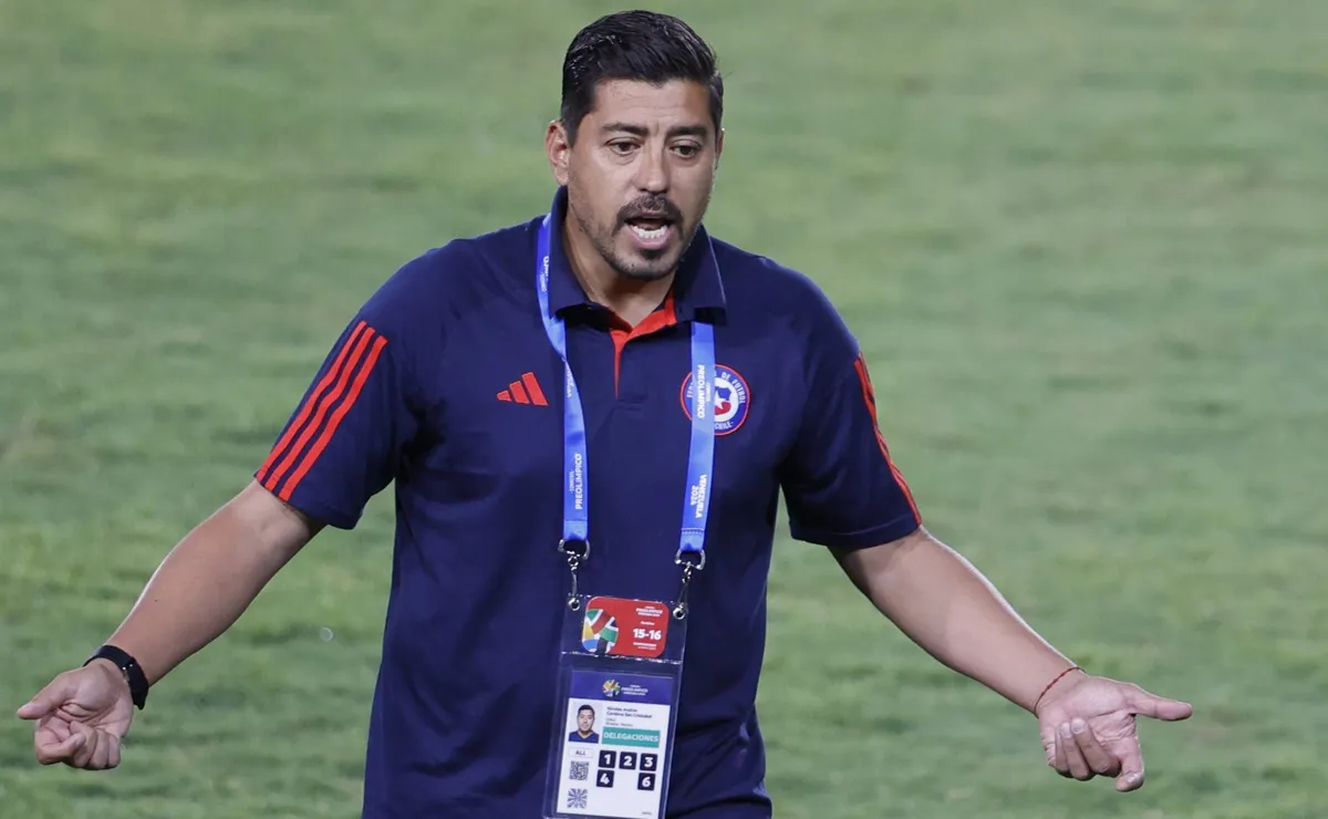 Nicolás Córdova incorpora a Daniel González en selección chilena