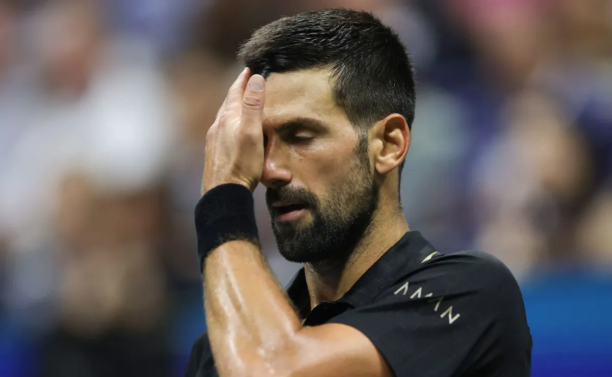 Djokovic cambia planes de retiro por desencuentro con Presidente