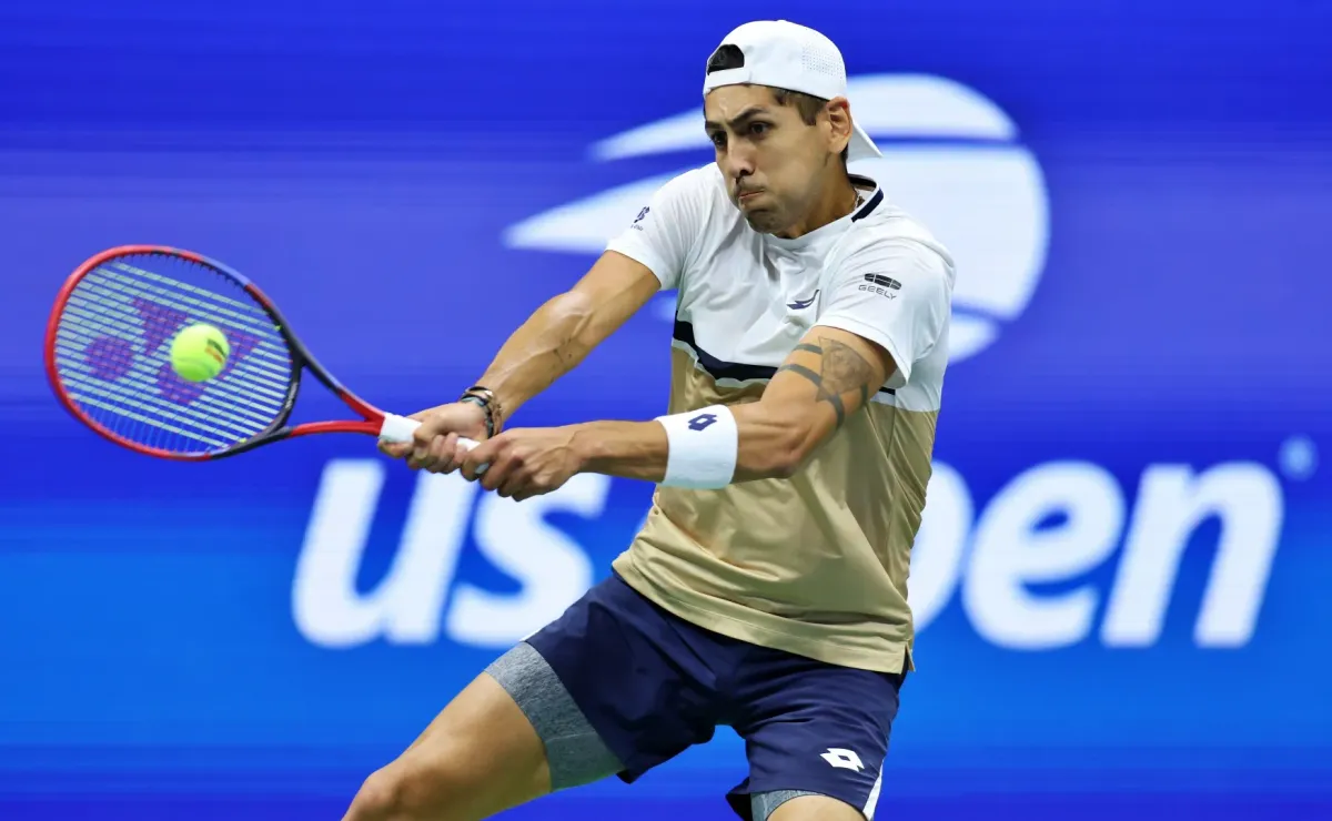 Alejandro Tabilo debuta con triunfo en Challenger de Guangzhou