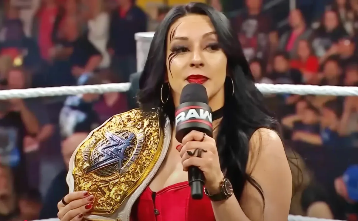 Stephanie Vaquer confirma romance con estrella de WWE
