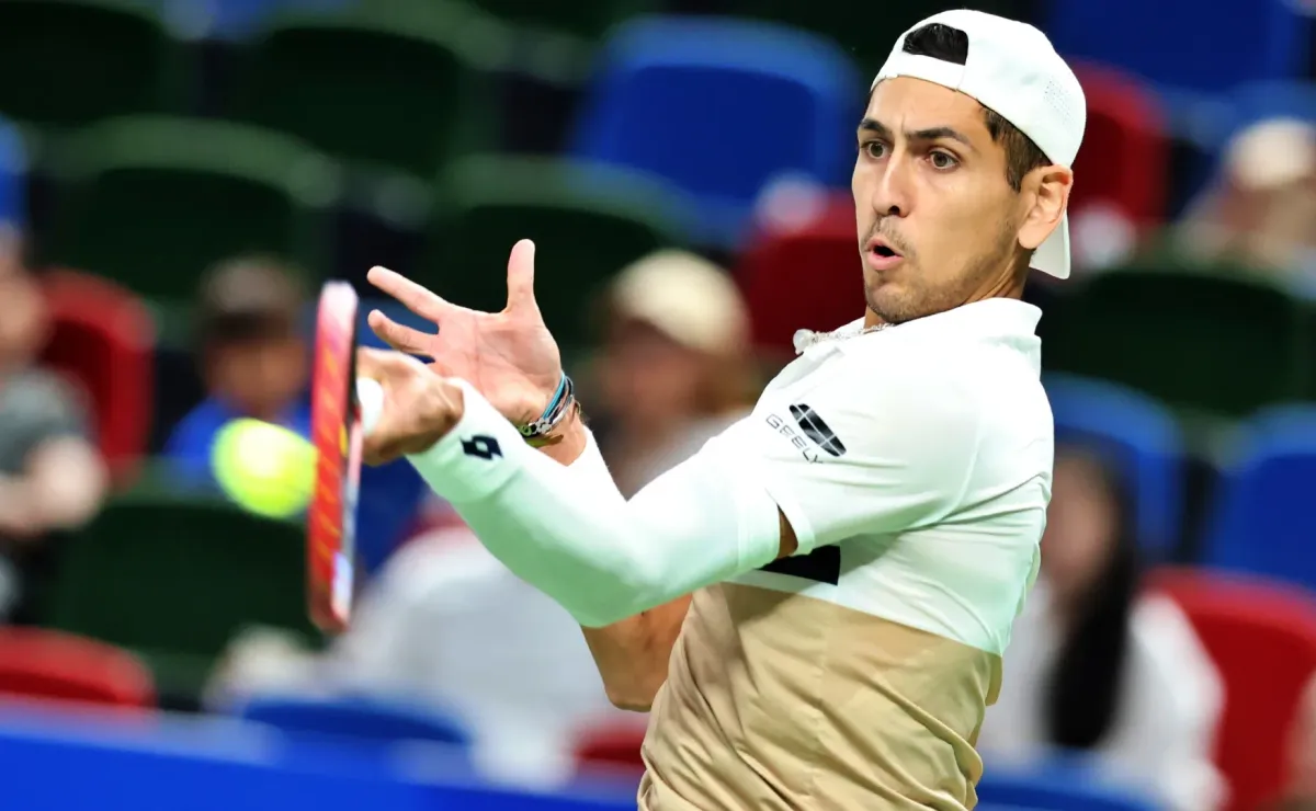 Alejandro Tabilo avanza en Masters 1000 de Shanghai