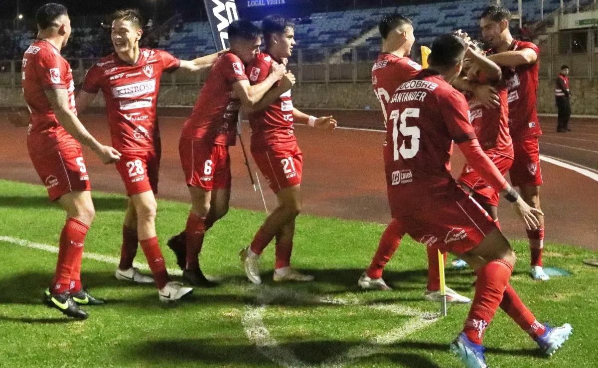 Copiapó cerca del ascenso con drástica decisión