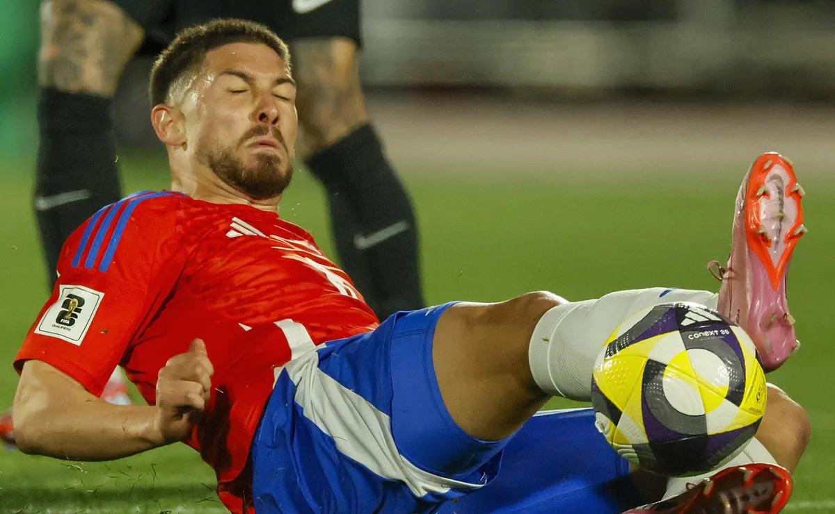 Felipe Loyola insta a hinchas de La Roja a apoyar en nuevo proceso