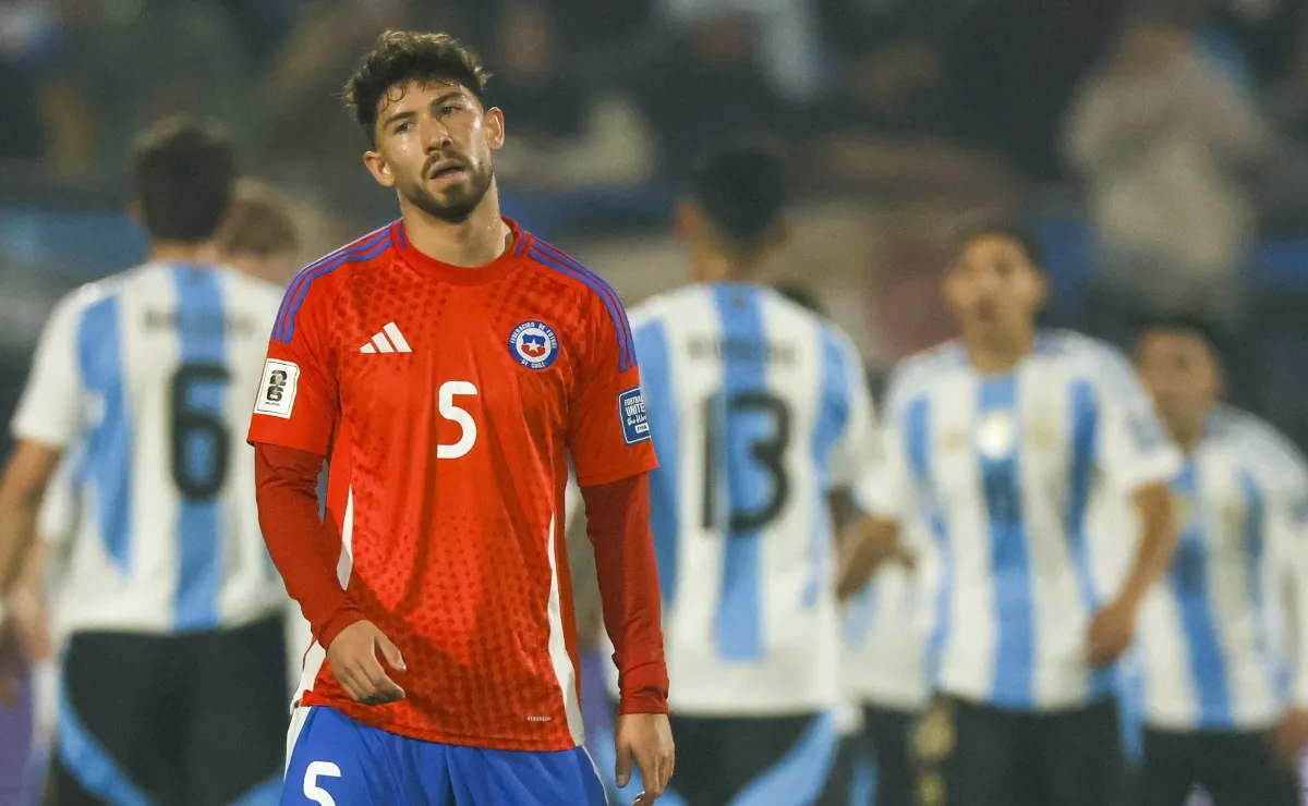 Felipe Loyola critica la valorización del jugador chileno en el extranjero