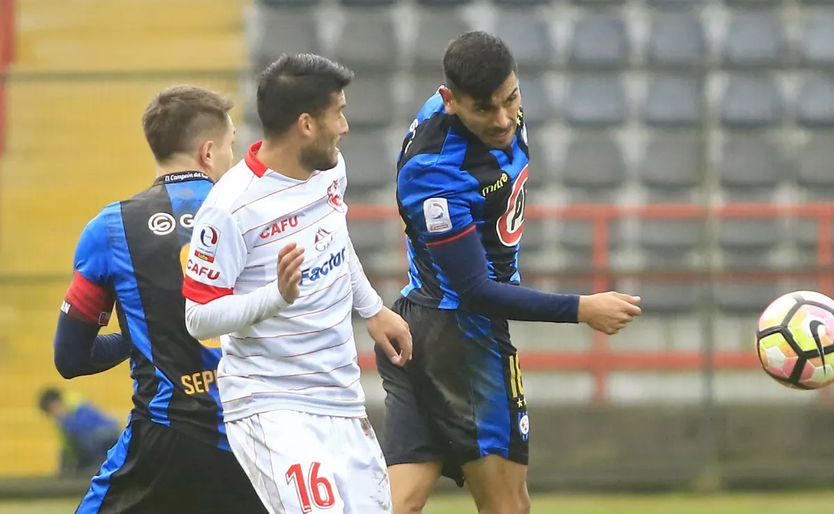 Colo Colo jugador nacionalizado sufre revés en Argentina