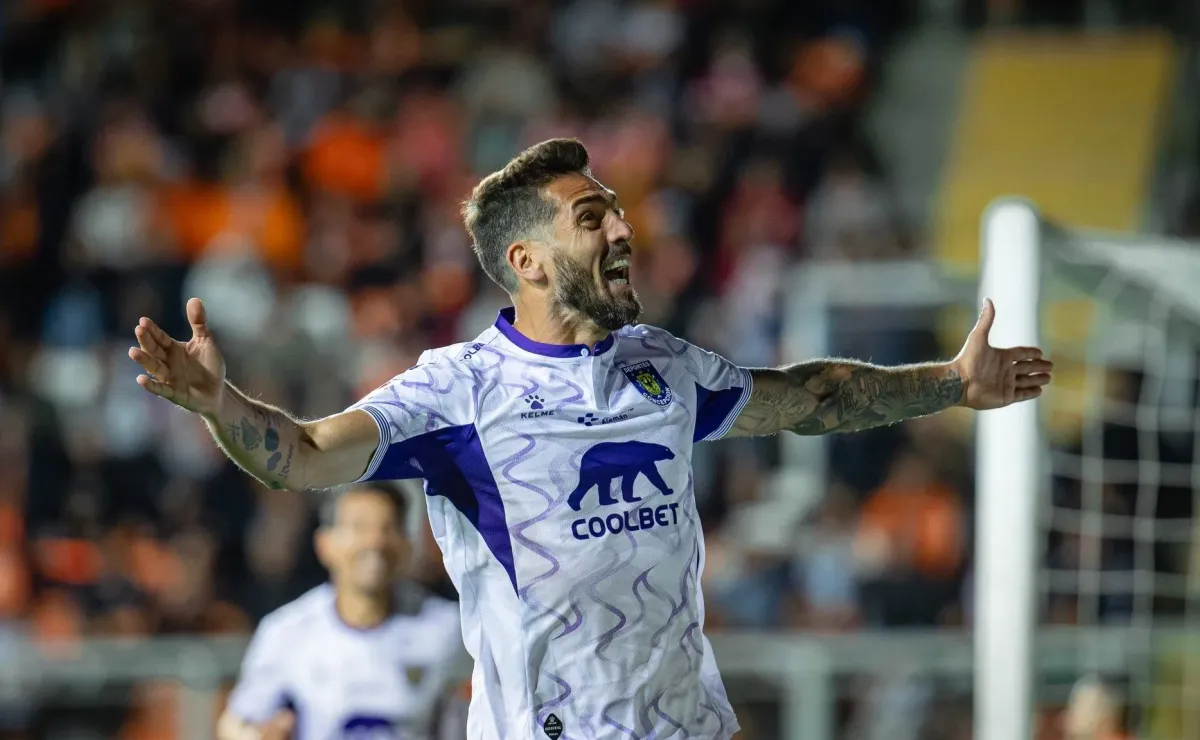 Deportes Concepción asciende en Primera B con goles ante Cobreloa Deportes Concepción asciende en Primera B con goles ante Cobreloa