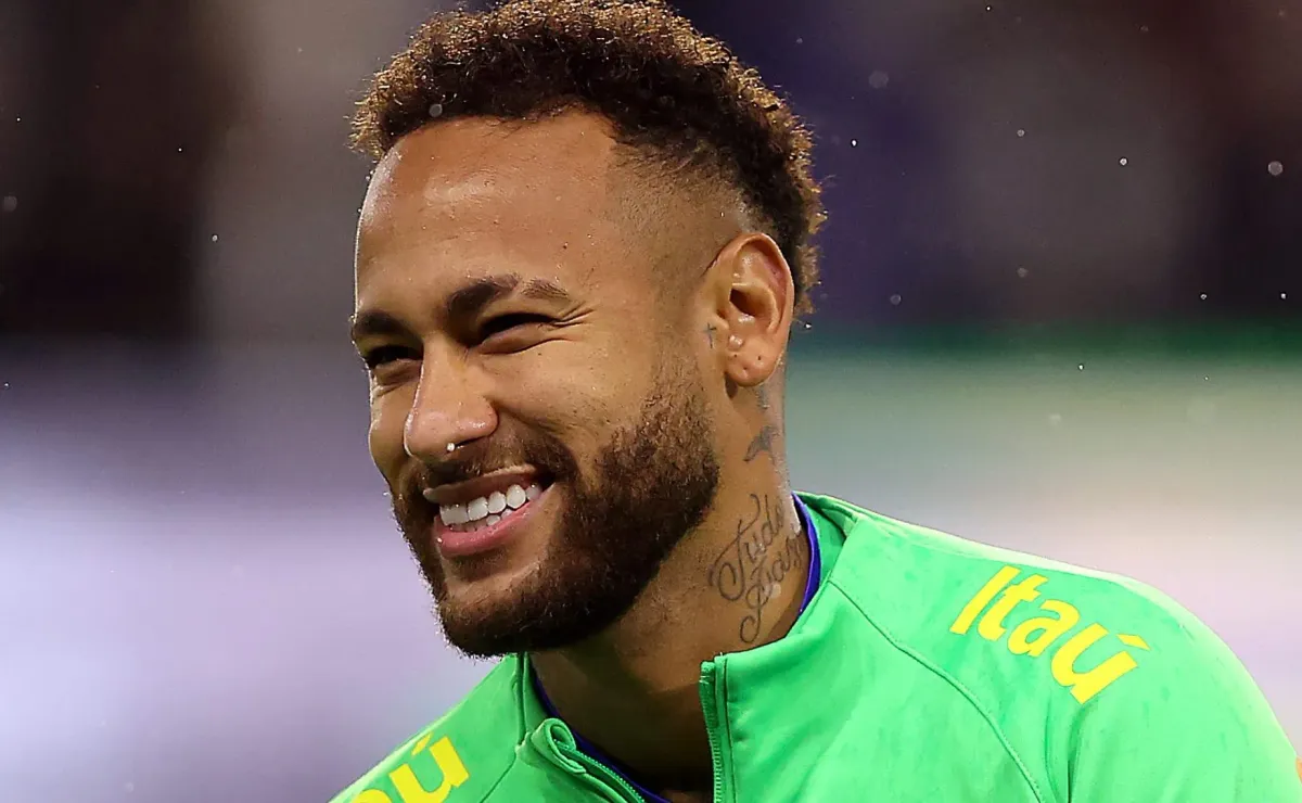 Notícias do Santos FC 🗞️ on X: Neymar nos iludindo em pleno domingão 🤍🖤   / X