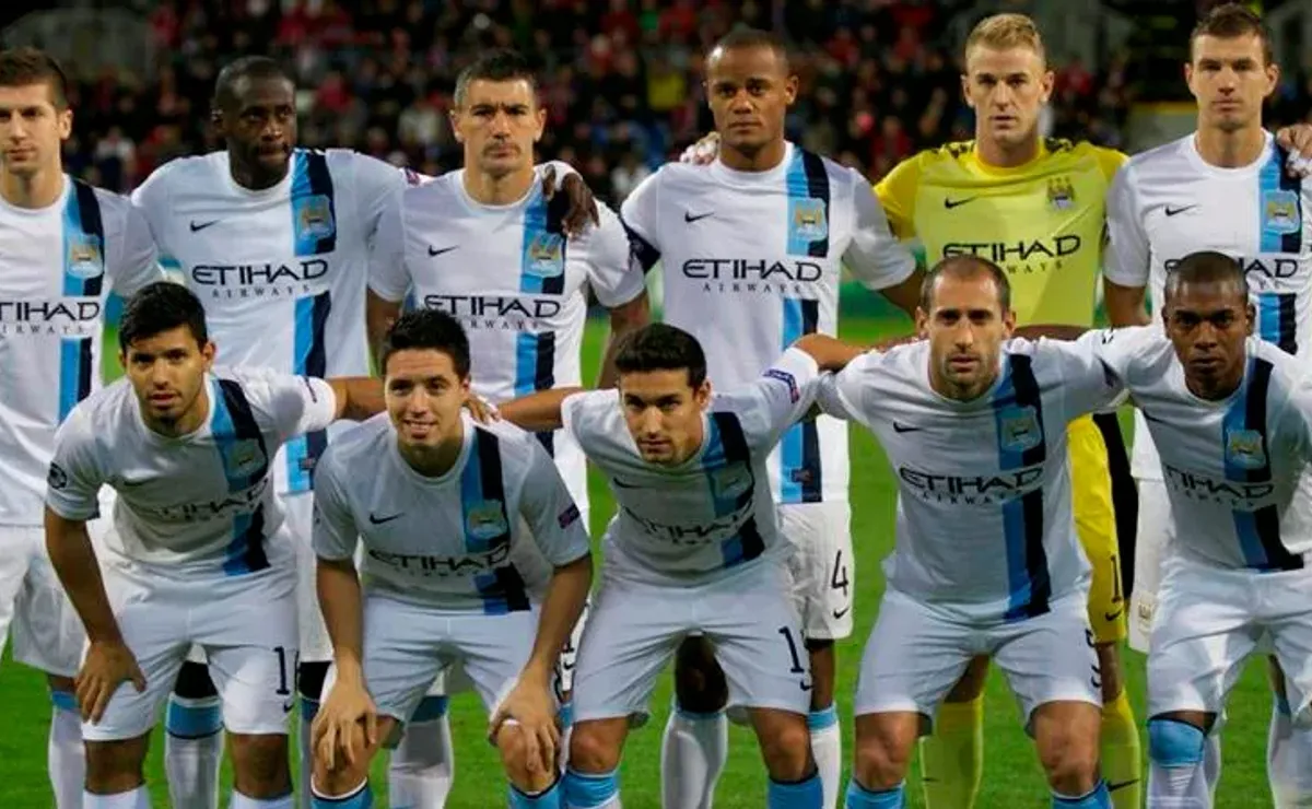 Manchester city hot sale 2013 kit