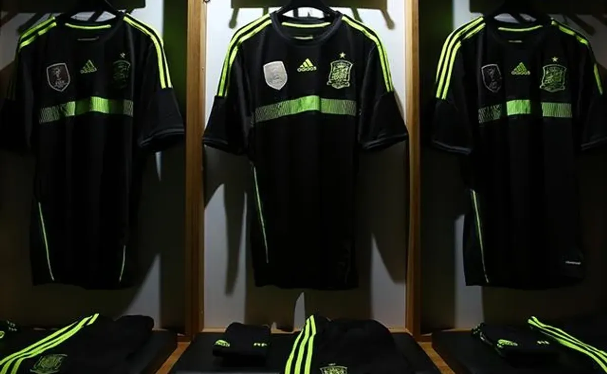 ADIDAS SPAIN 2014 AWAY `ALONSO`JERSEY BLACK - Soccer Plus