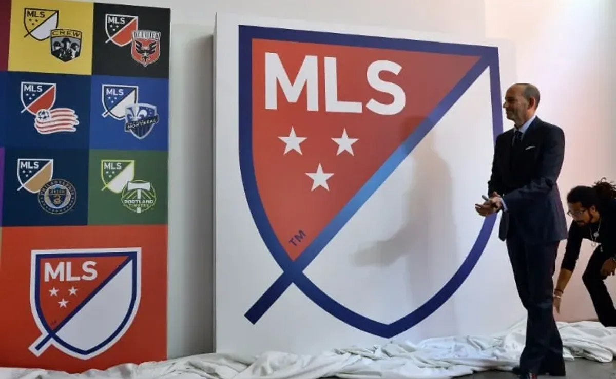 St. Louis City SC: MLS expansion club unveils name, crest and colors