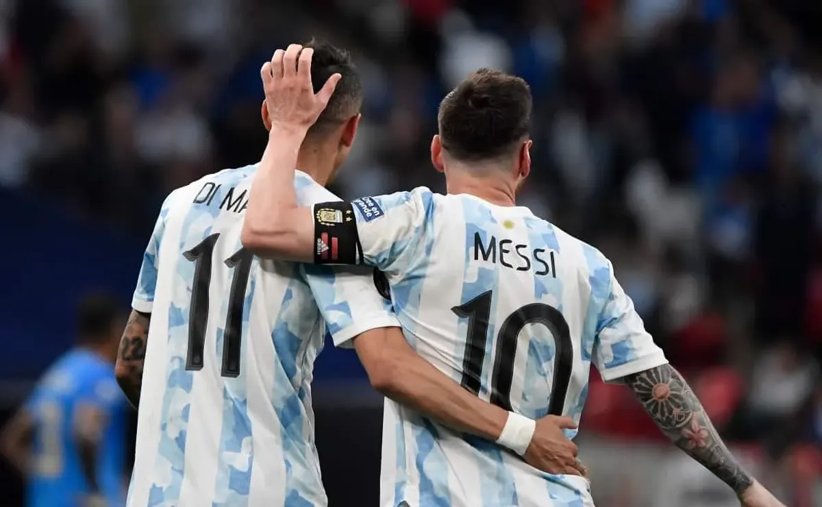 Lionel Messi, Paulo Dybala, Rodrigo de Paul in new Argentina home shirt