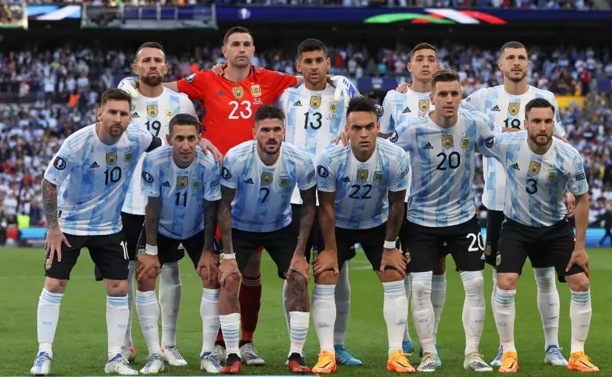 Argentina soccer store players