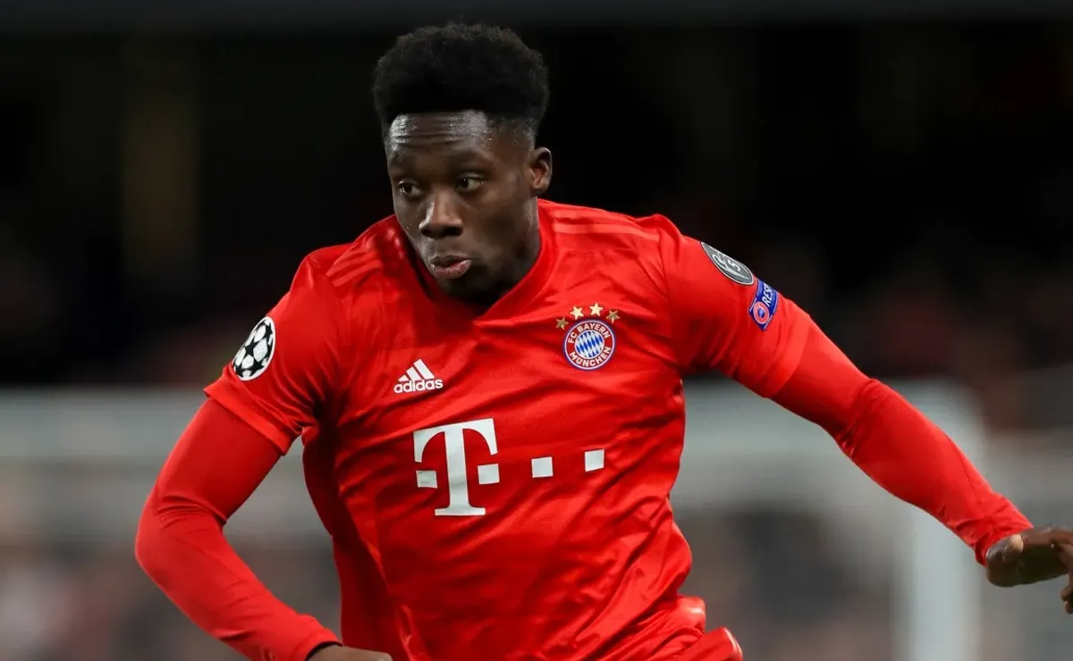 Alphonso Davies injury update: Will defender compete in 2022 World