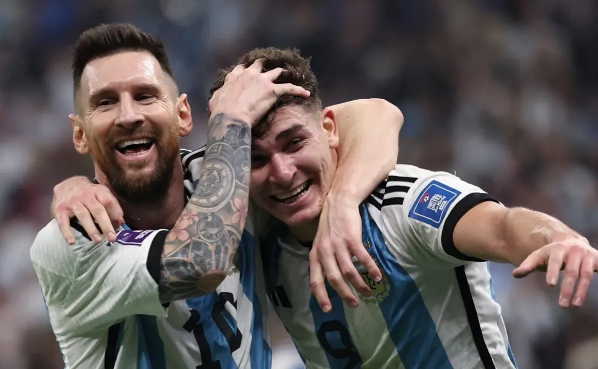 Argentina advance to World Cup Final after Messi, Alvarez show