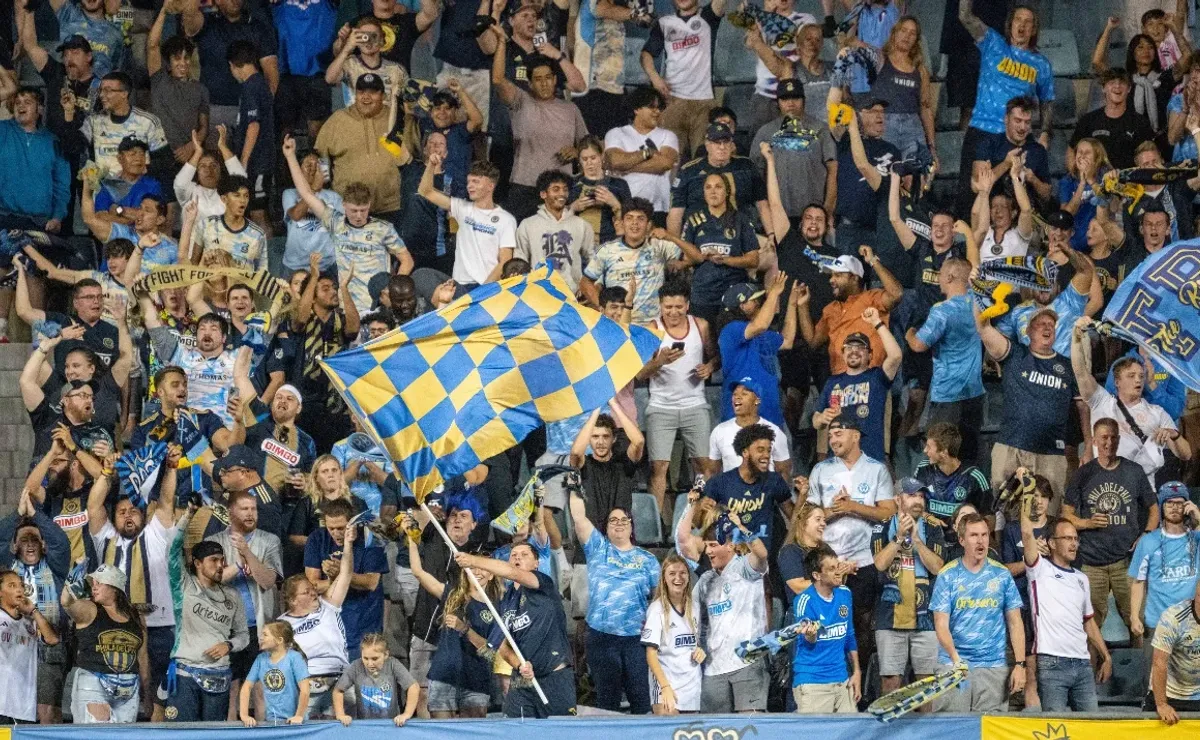 Philadelphia Union Sign Forward Chris Donovan