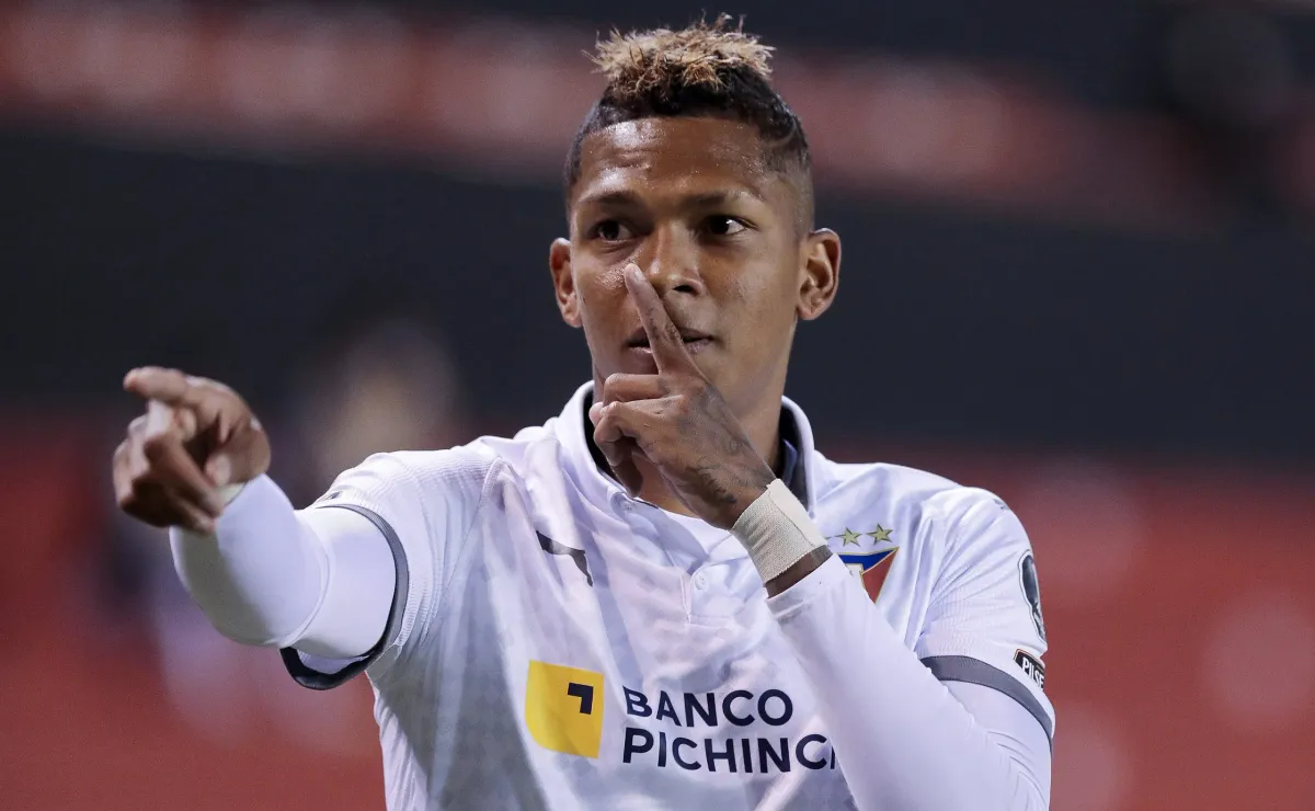 Billy Arce, próximo do Santos (Foto: Getty Images)