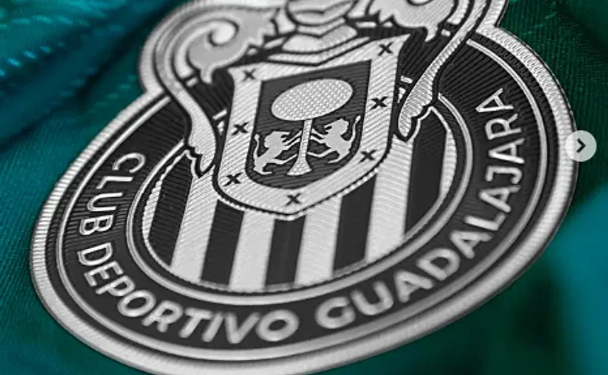 Nueva playera discount de chivas 2021