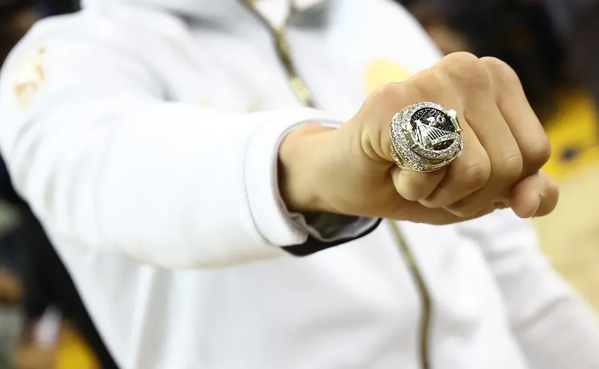 Price of 2025 warriors championship ring