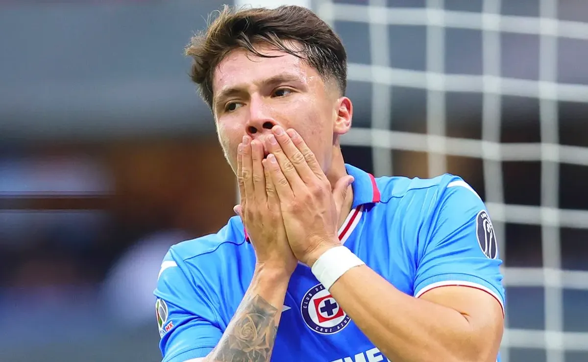 Cruz Azul no renueva a Rodrigo Huescas por sus agentes - JuanFutbol
