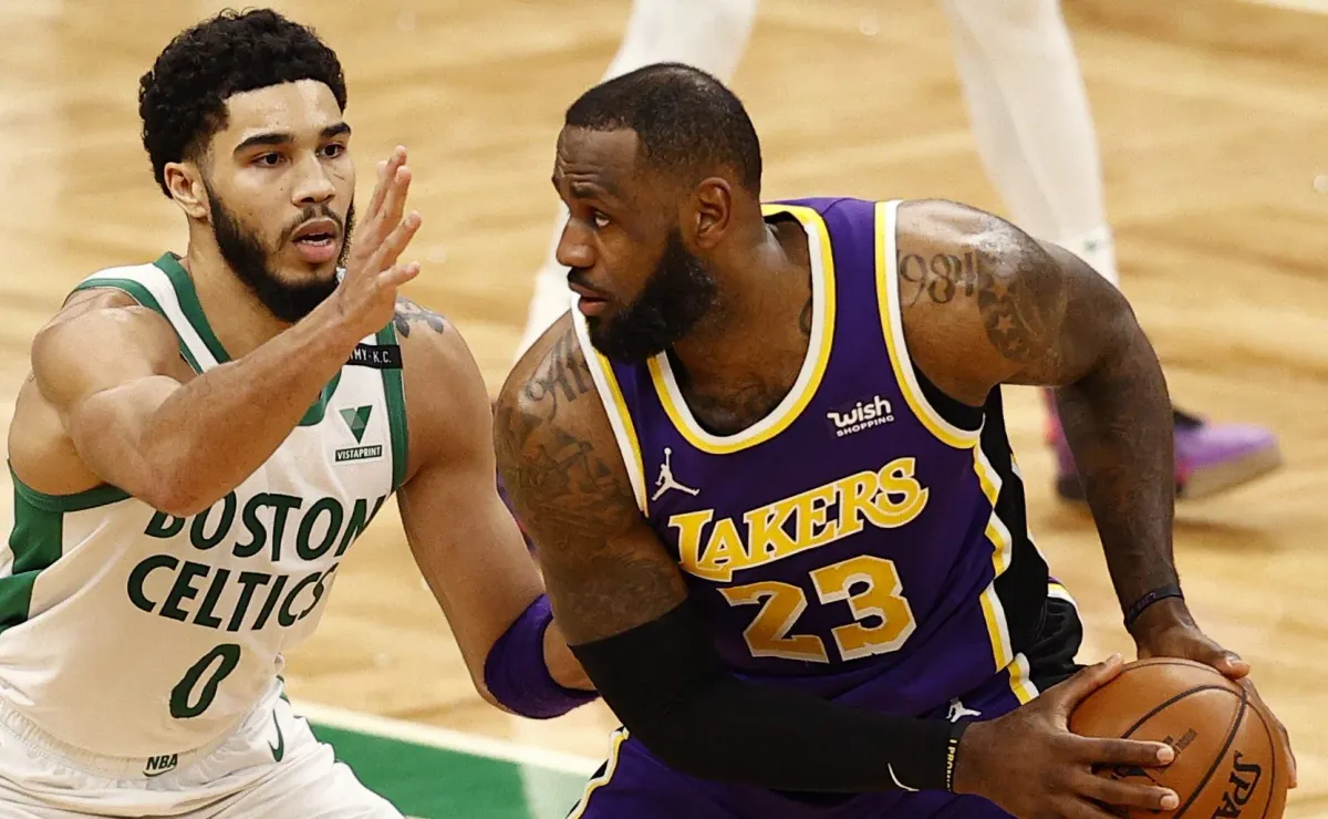 Los Boston Celtics cambian de dueño en traspaso histórico Los Boston Celtics cambian de dueño en traspaso histórico